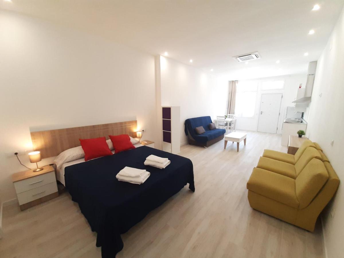 Malaga Velarde Center Appartement Buitenkant foto