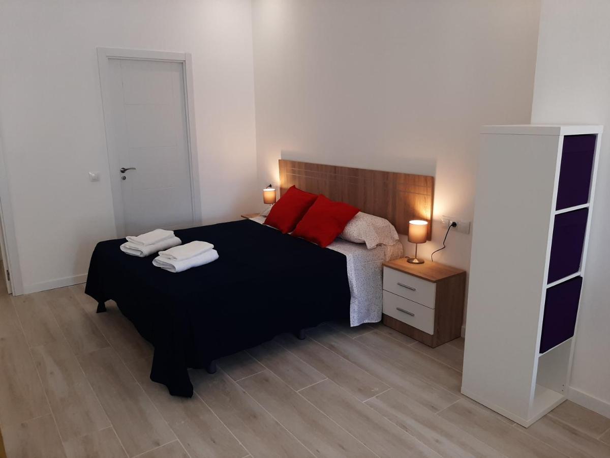 Malaga Velarde Center Appartement Buitenkant foto