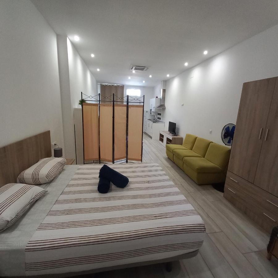 Malaga Velarde Center Appartement Buitenkant foto